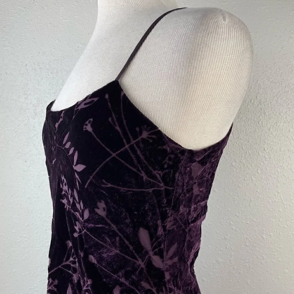 Nautica Purple Velour Nightie Size M EUC